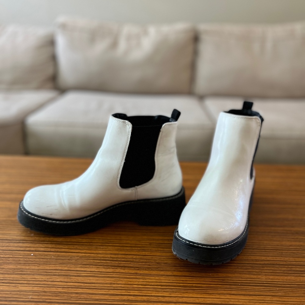Steve Madden white boots